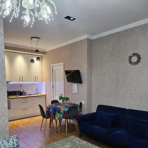 Old Apartments1 아파트